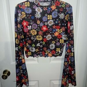 Floerns Women's Long Sleeve See Though Sheer Mesh Crop Top. New never worn.